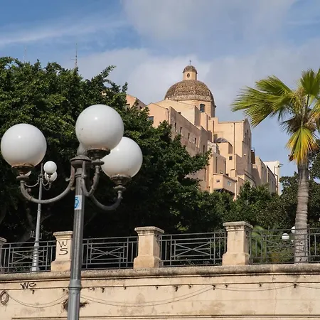 Budget Loft San Giovanni 17 Lejlighed Cagliari