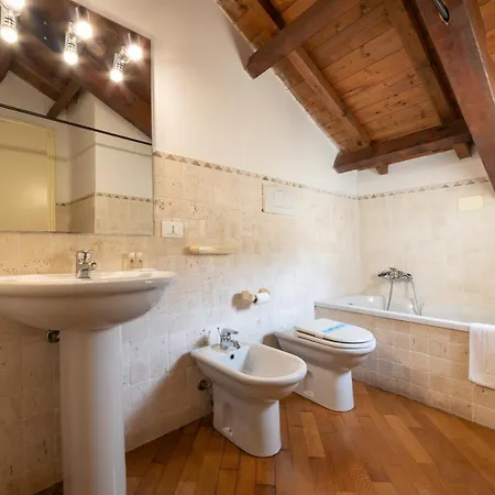 Budget Loft San Giovanni 17 *