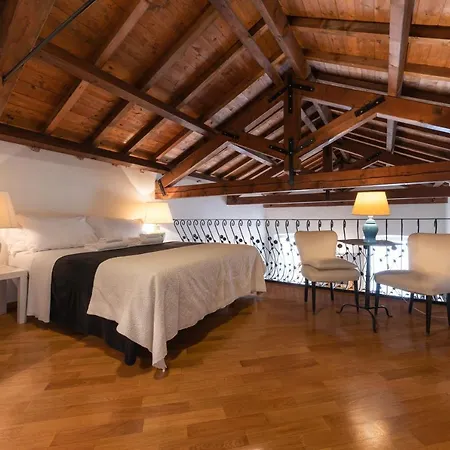 Budget Loft San Giovanni 17 Apartment